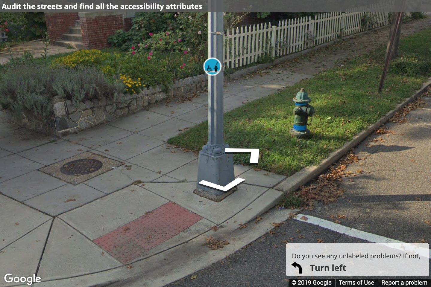 A Street View image of an obstacle with a label at the top of the obstacle